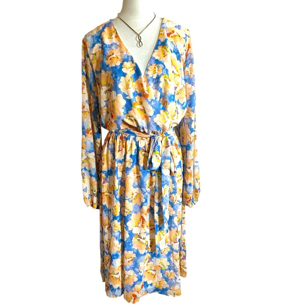 Pretty Flying Tomato Floral V-Neck Dress